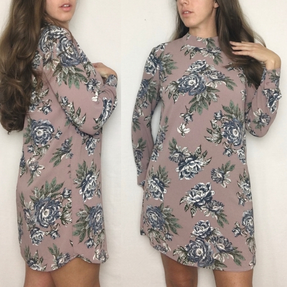 Charlotte Russe Dresses & Skirts - CR (2/$20) Charlotte Russe Floral Dress